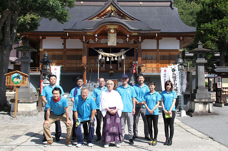 烏帽子山八幡宮境内清掃参加のご報告 むさしセレモニー